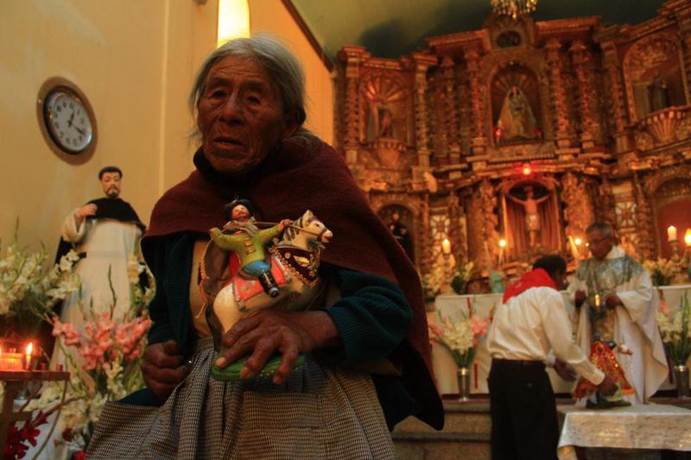 Mar de santiagueros en distrito de Sicaya (FOTOS) 