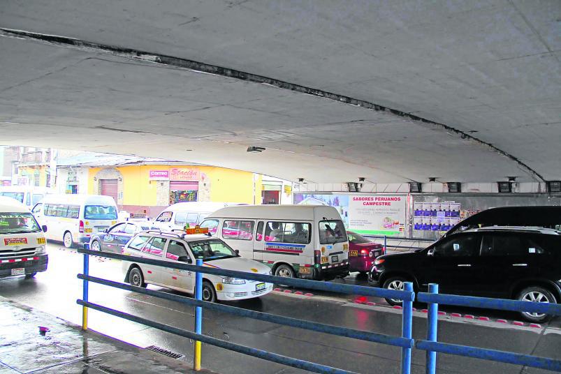 Puente  Giráldez necesita mantenimiento por hundimiento