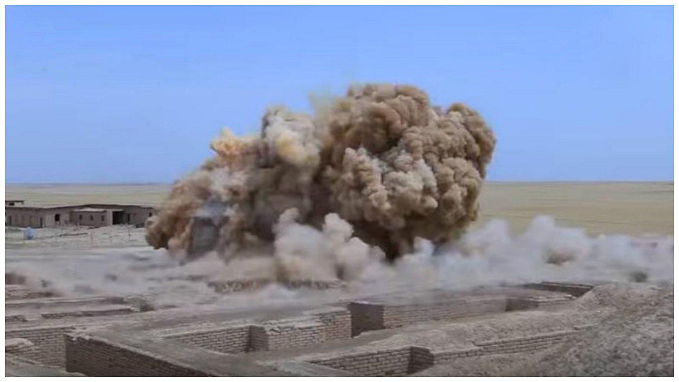 Irak: Estado Islámico destruye el templo de Nabu de la ciudad arqueológica de Nimrud (VIDEO)