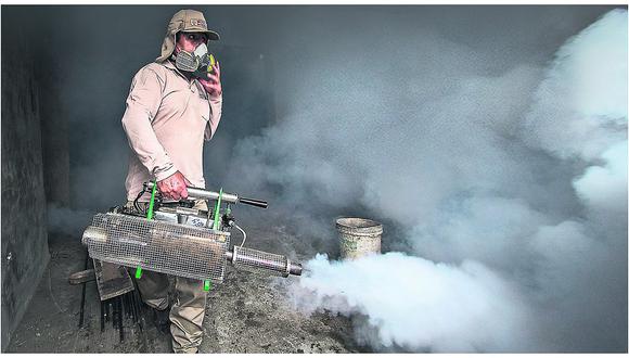 Fumigan cuarteles de Fuerzas Armadas para evitar dengue