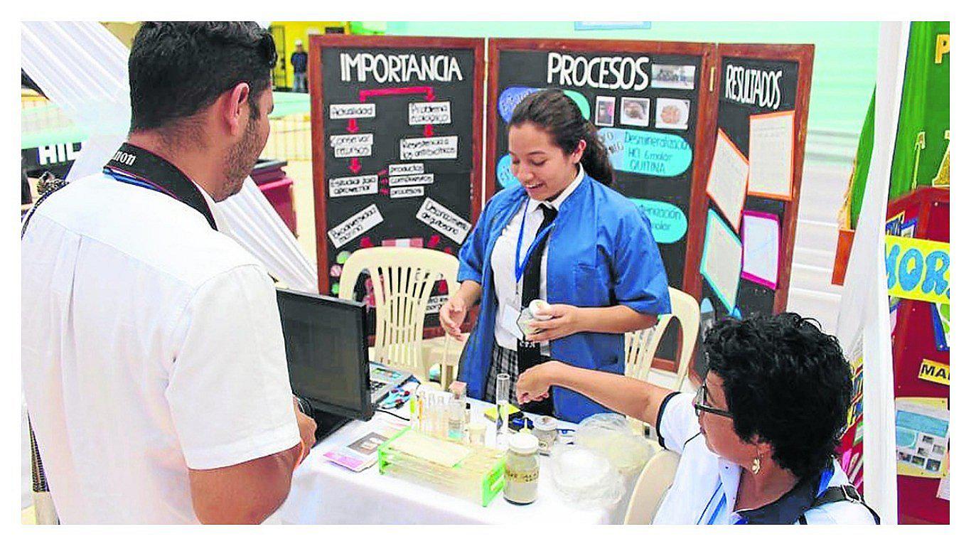 Creatividad en la feria escolar “Eureka 2017”