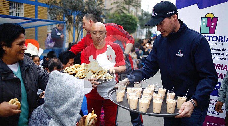 George Forsyth planea ampliar el mercado minorista de La Victoria 