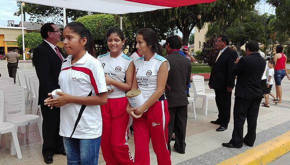 Tumbes: El equipo de voleibol infantil de Corrales realiza colecta pública para viajar 