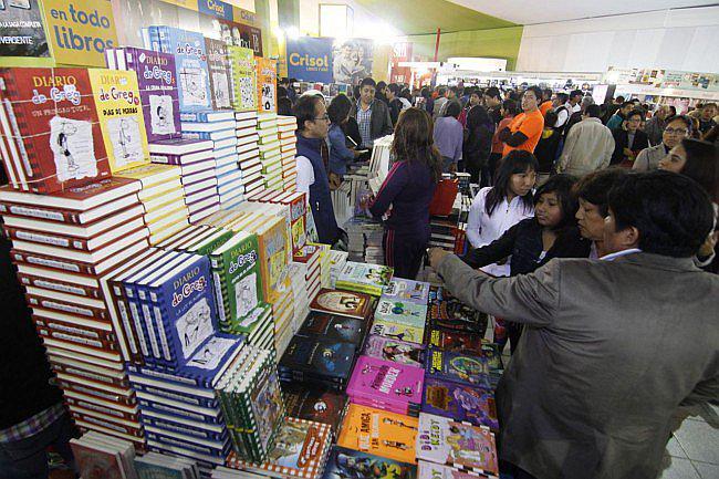 Gobierno prorroga por un año los beneficios tributarios al libro