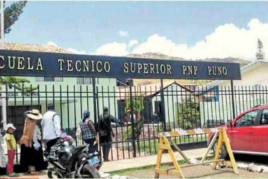 Puno: ​¿Estudiantes de la PNP no habrían recibido uniforme adquirido? 