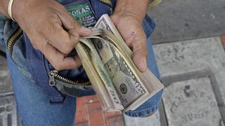 Precio del dólar se situó en S/. 3.388