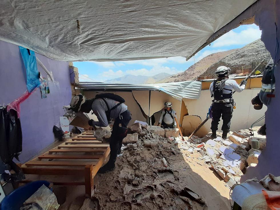 Policías expertos en rescates acuden a Moquegua para ayudar a los damnificados por huaico