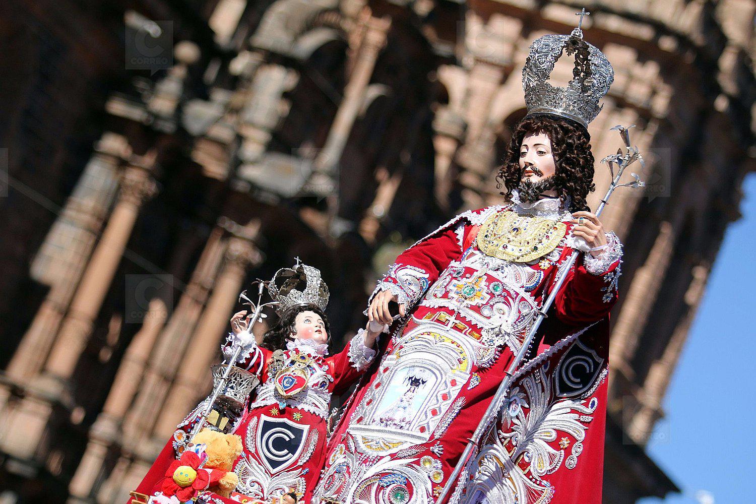 Corpus Christi inició en Cusco con la llamada 'Entrada de los Santos' (FOTOS)