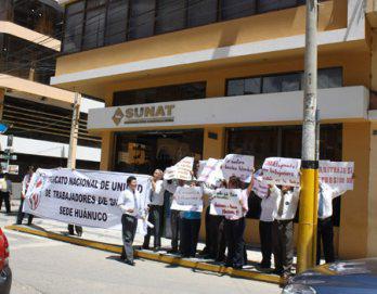 Trabajadores de la Sunat paran