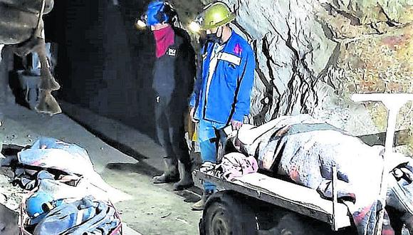 Recuperan cuerpos de mineros fallecidos en Secocha