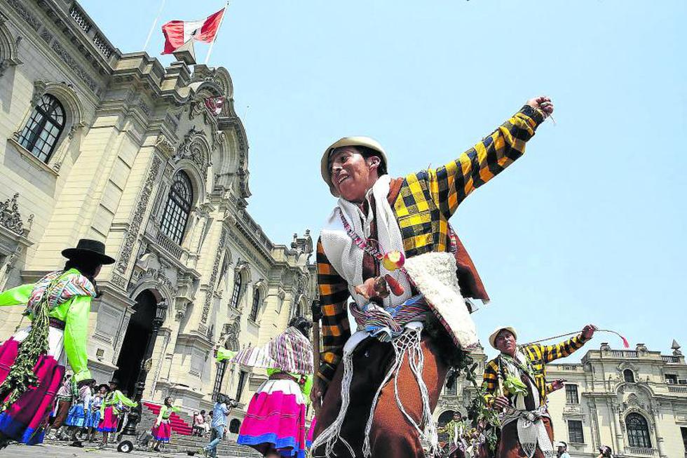 Churcampinos festejan con danza declarada patrimonio cultural 