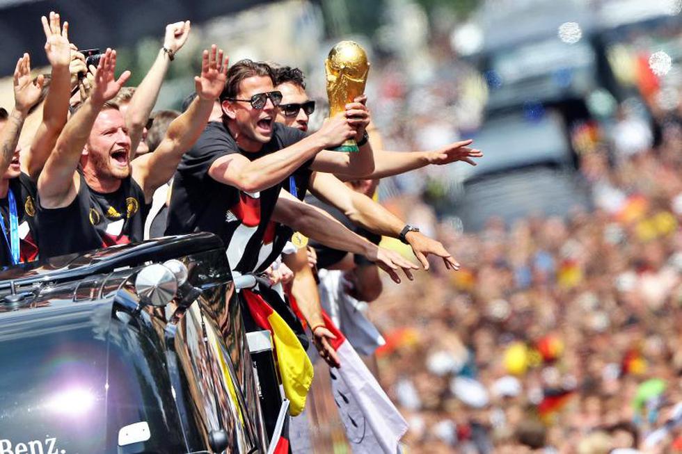 Brasil 2014: Así recibieron los hinchas alemanes a los campeones del mundo (FOTOS)