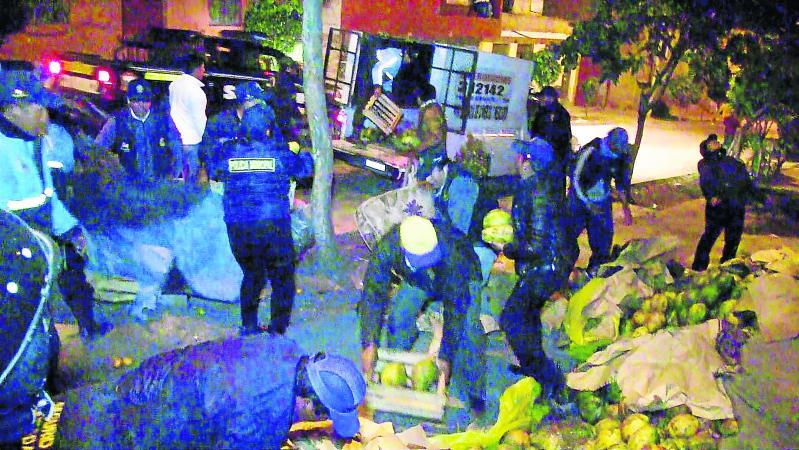 Comuna recupera calles invadidas por ambulantes