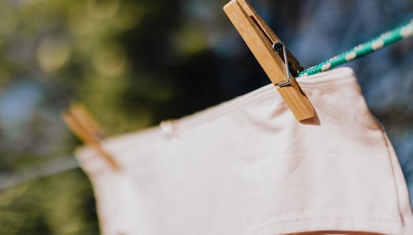 Existen una serie de trucos caseros para lavar ropa blanca y que quede impecable. (Foto: Pexels)