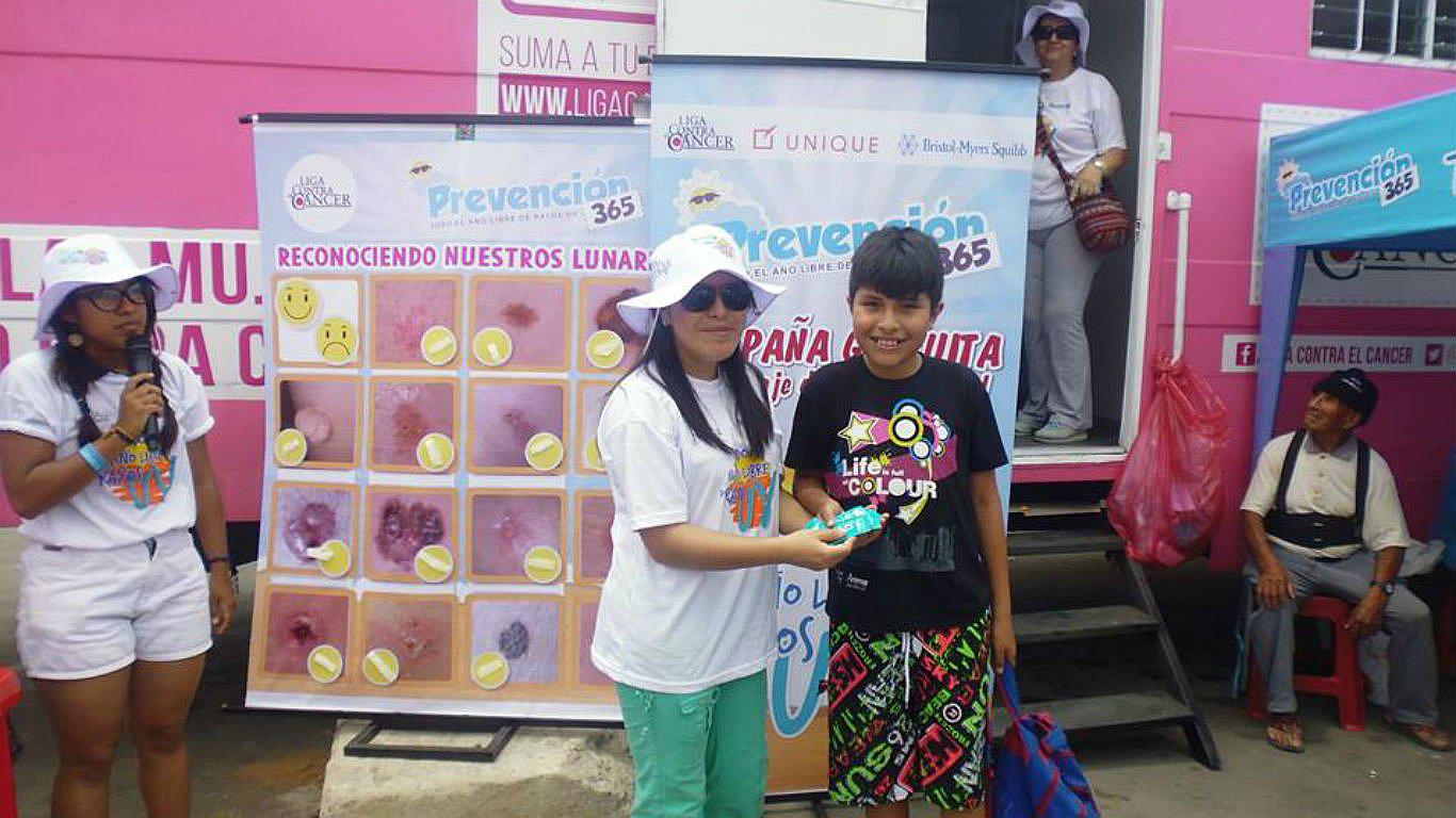 Liga contra el Cáncer realizó casi 10 mil despistajes de cáncer de piel