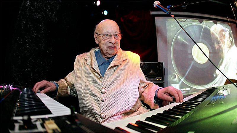 Falleció Jean Jacques Perrey: Creador de la música del Chavo del 8