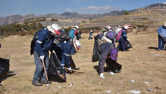 Recogen 35 toneladas de basura de Sacsayhuamán después del Inti Raymi (FOTOS)