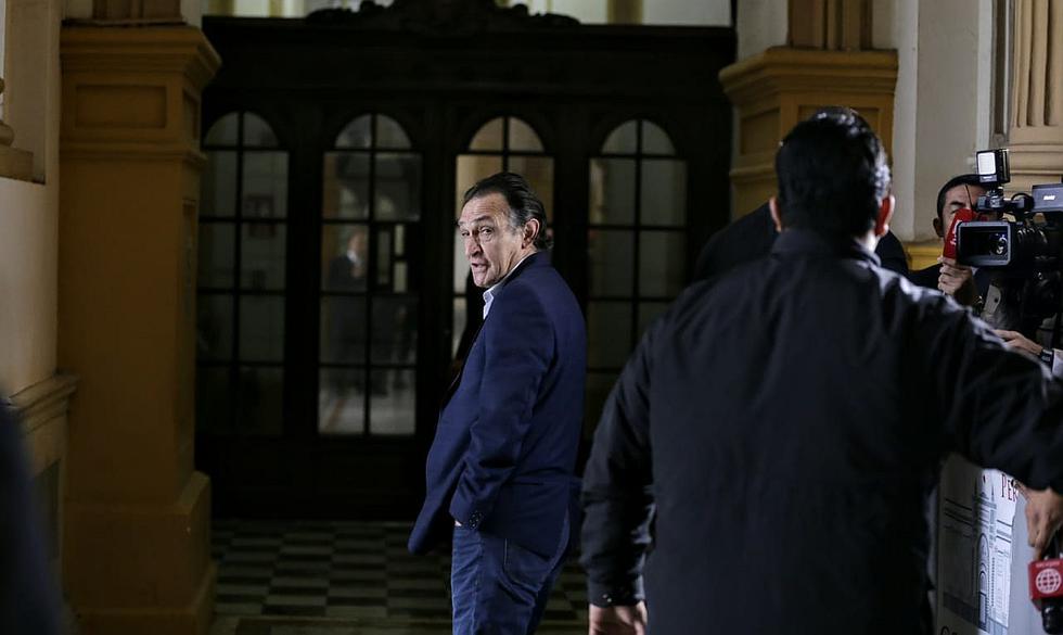 Becerril llegó al Congreso y negó ser integrante de la Comisión Permanente (FOTOS)