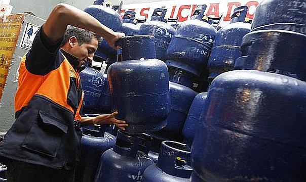 Precio del gas doméstico en S/ 43 y S/ 38, a pesar de reducción en los mayoristas