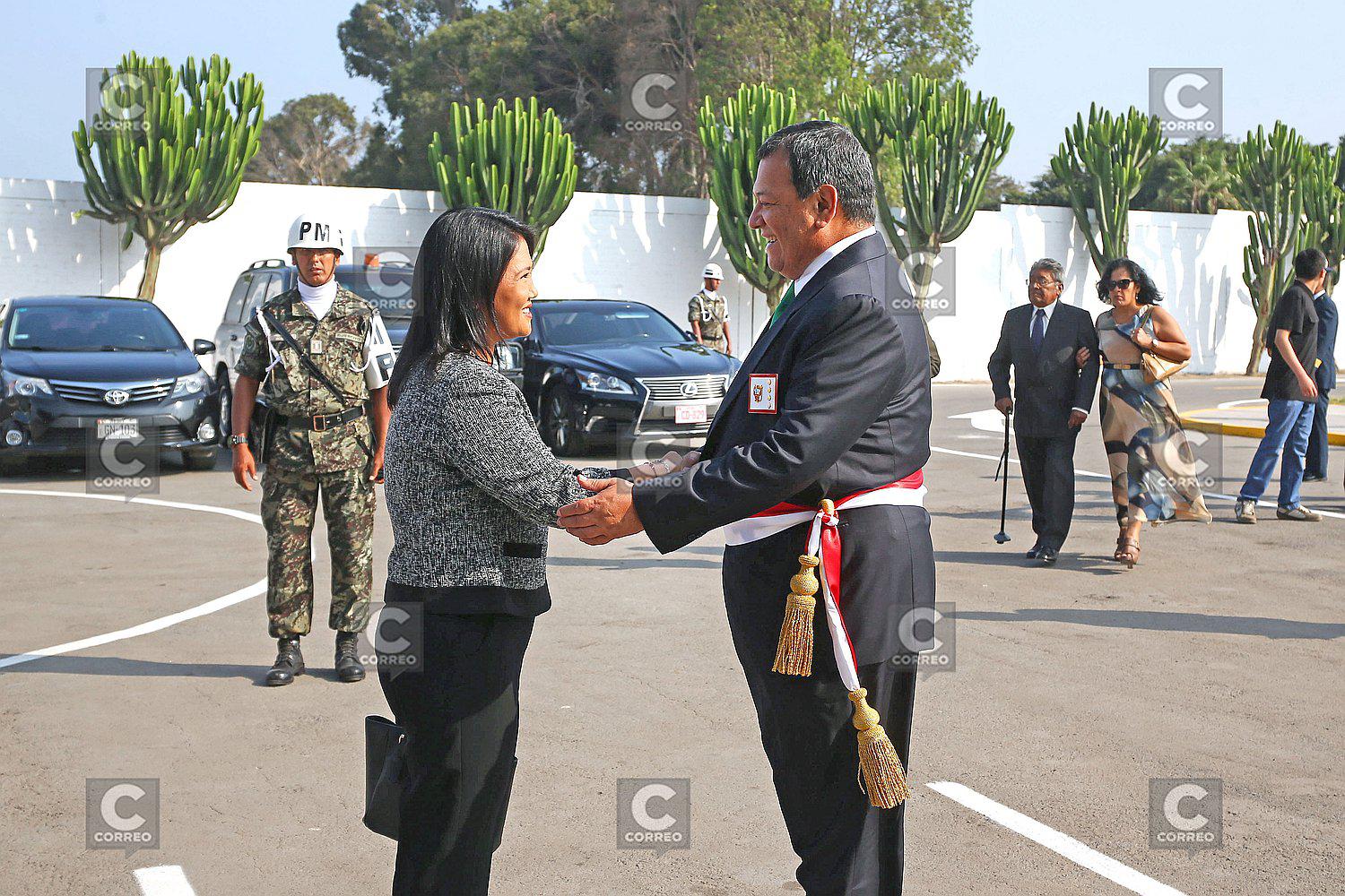 Keiko Fujimori y ministro de Defensa juntos en homenaje a Chavín de Huantar [FOTO]