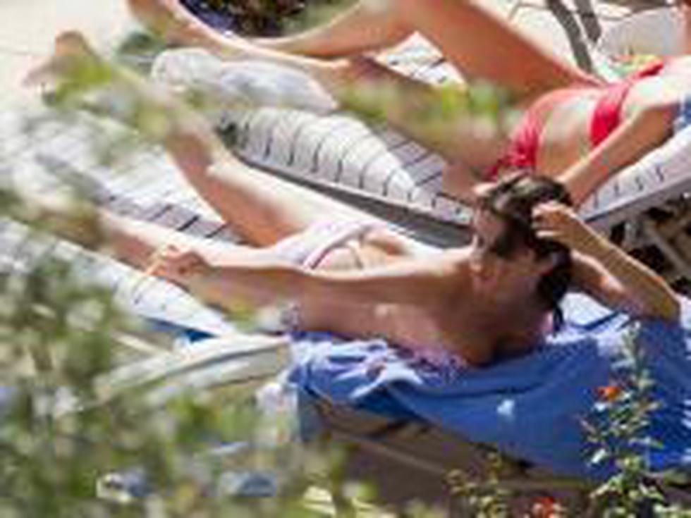 FOTOS: Selena Gomez luce sus curvas en bikini