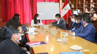 Gobernadores de Arequipa y Puno se unen para traer gas boliviano