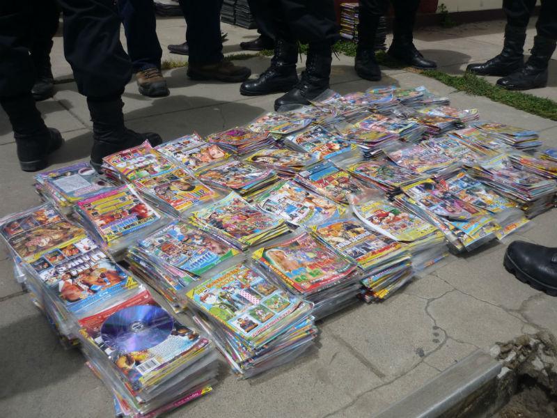 Fiscalía y policía decomisan 8 mil DVDs y CDs piratas 