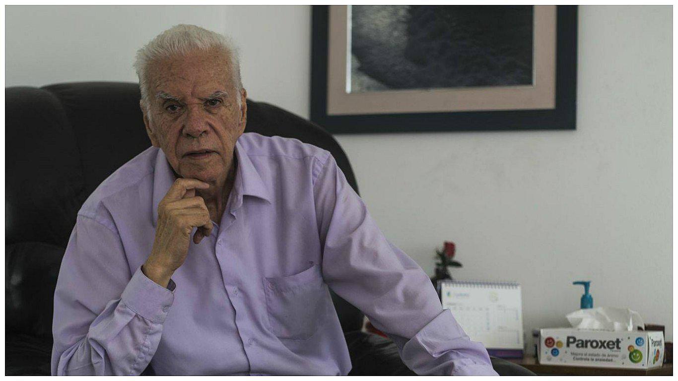 'Era Tabú': Muere el psicoanalista Fernando Maestre destacado por sus consejos en la radio