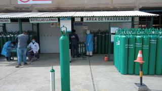 Colas en el hospital Essalud de Huancayo por el oxígeno para personas enfermas