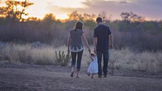 Ejecutivo propondrá ley que amplíe la licencia laboral para la adopción de niños