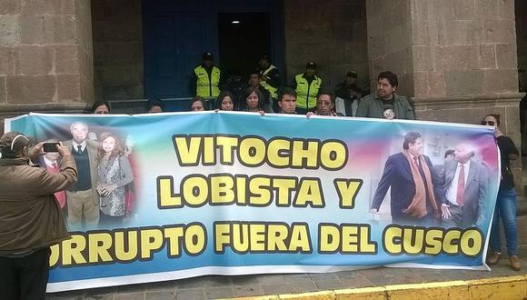 Cusqueños rechazaron posición de García Belaunde sobre tema Aeropuerto de Chinchero