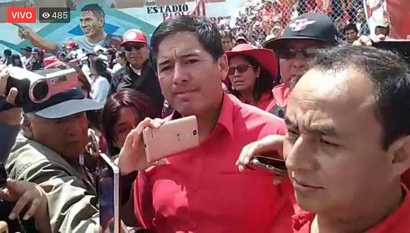 Gregorio Santos reaparece en inauguración de estadio Paolo Guerrero ad portas de juicio oral (VIDEO)