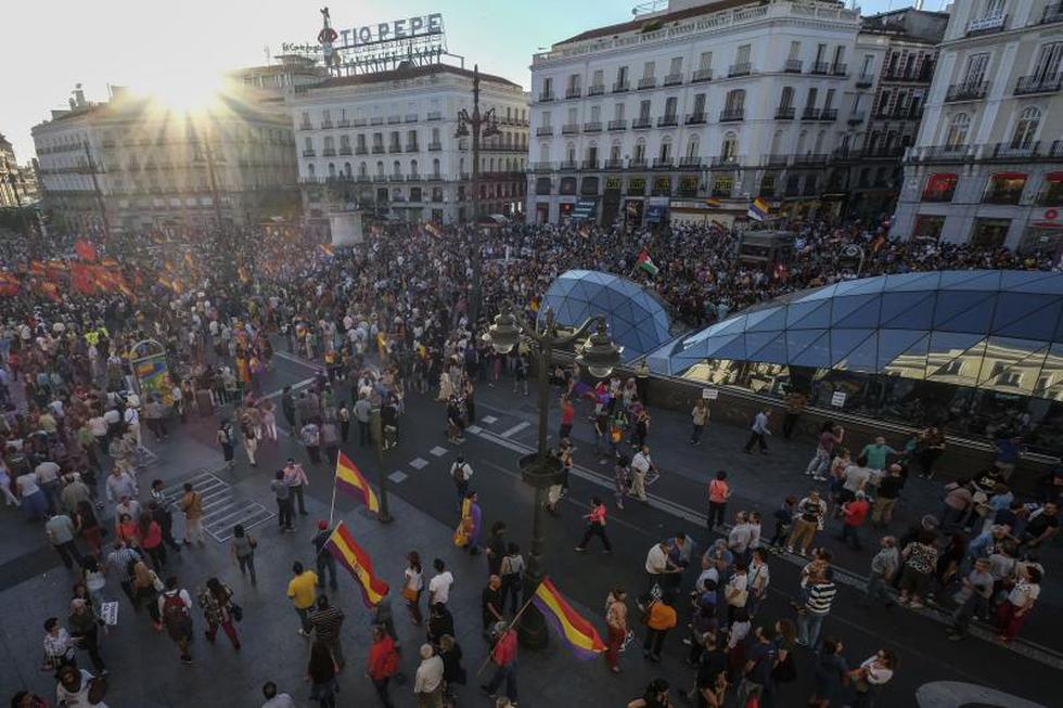 España: Manifestantes piden referéndum para abolir la monarquía (FOTOS)