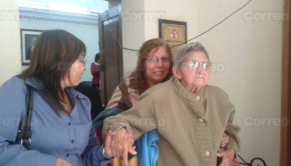 Mujer de 84 pide pensión de hijo ante Tribunal Constitucional