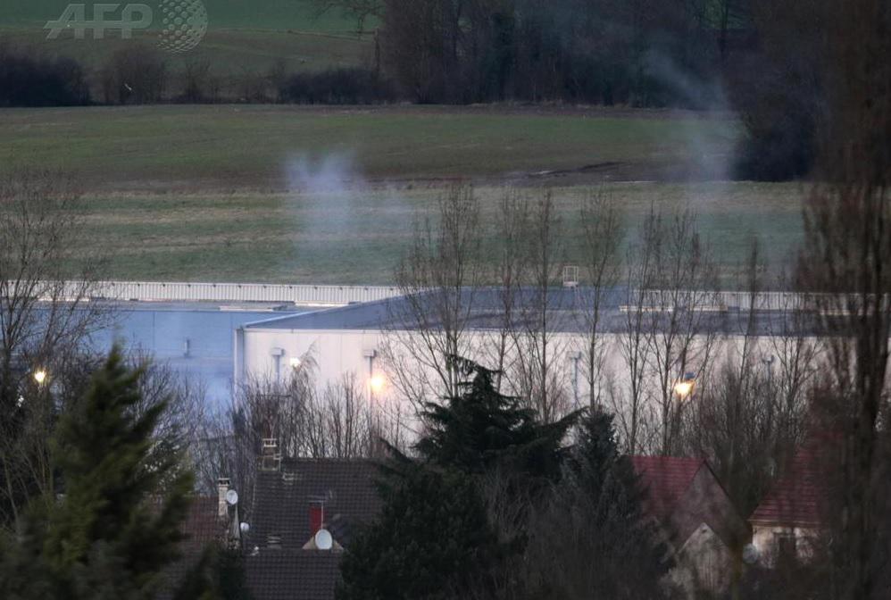 Charlie Hebdo: La policía francesa abate a hermanos Kouachi (SEÑAL EN VIVO)