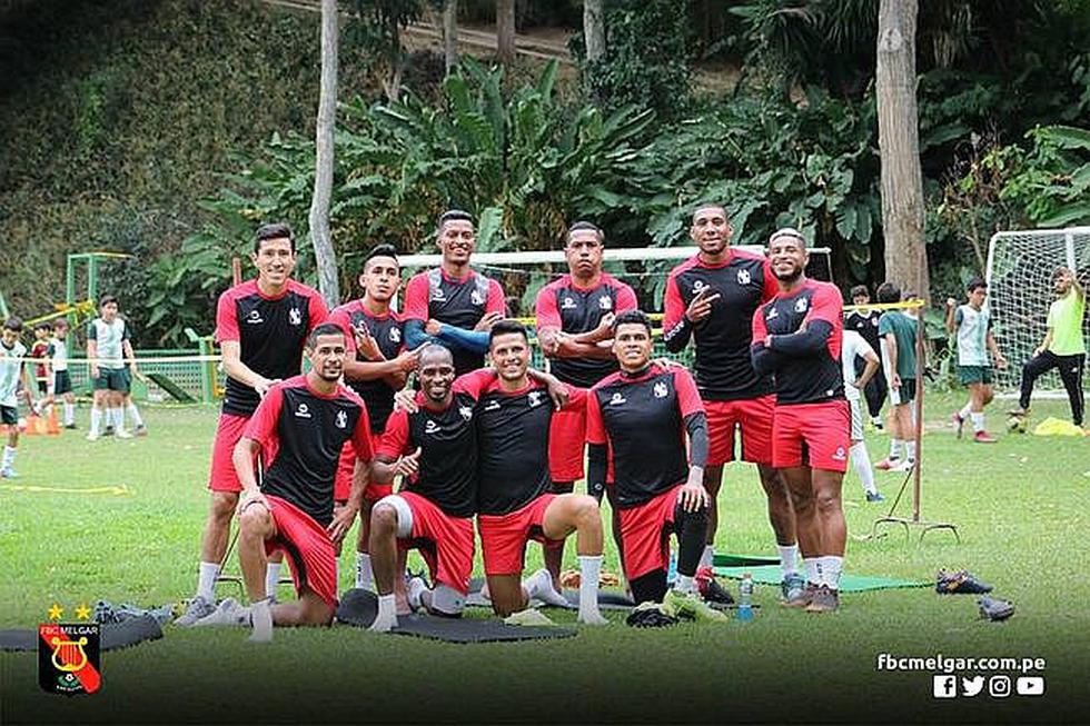 Rojinegros entrenaron esta tarde en el club Caracas Sport de Venezuela (FOTOS)