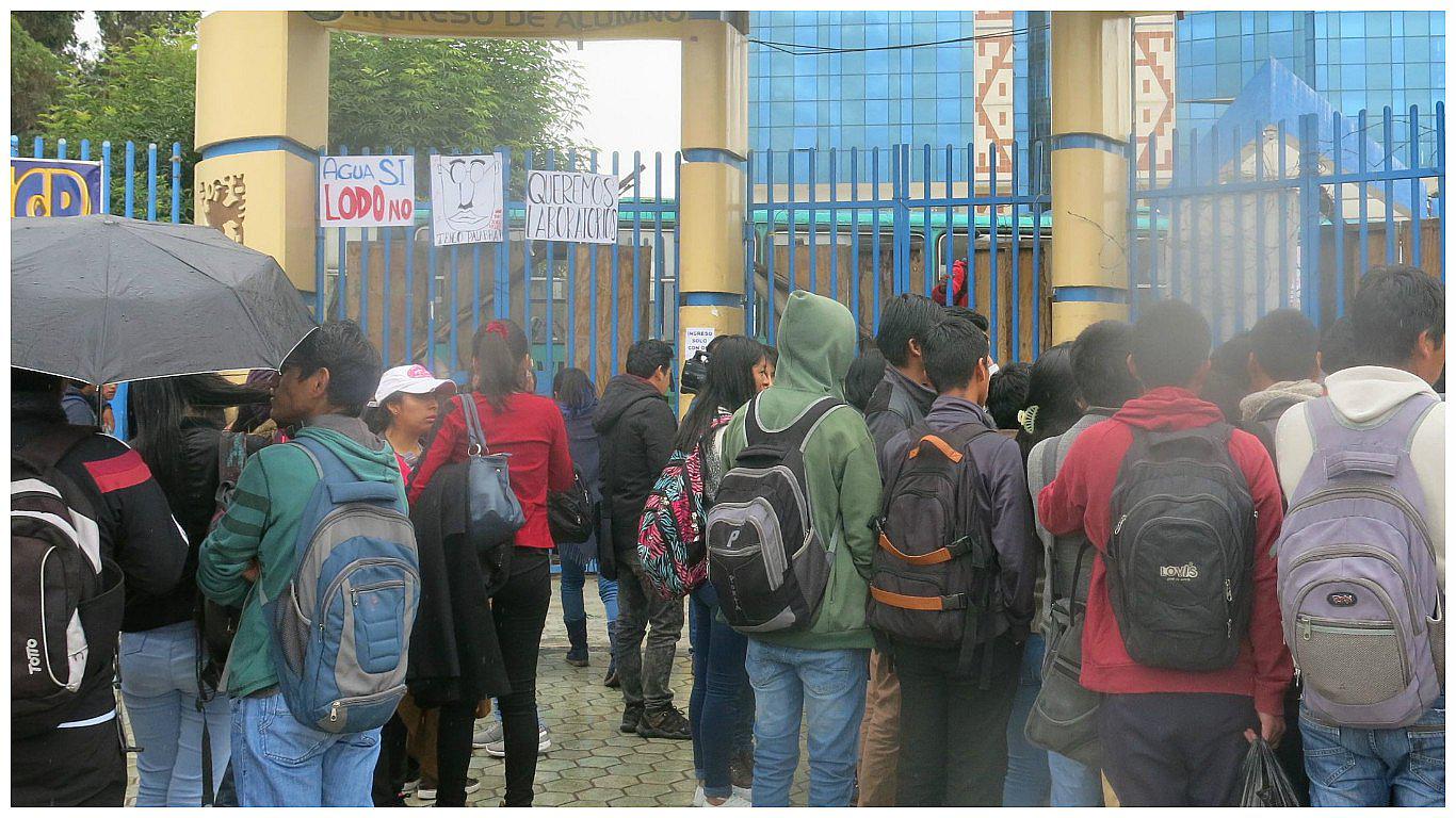 Por 16 horas universitarios toman  facultad de agronomía en protesta 