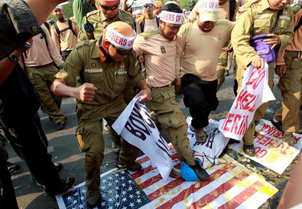 Estados Unidos cierra legaciones diplomáticas en Indonesia por video anti islam