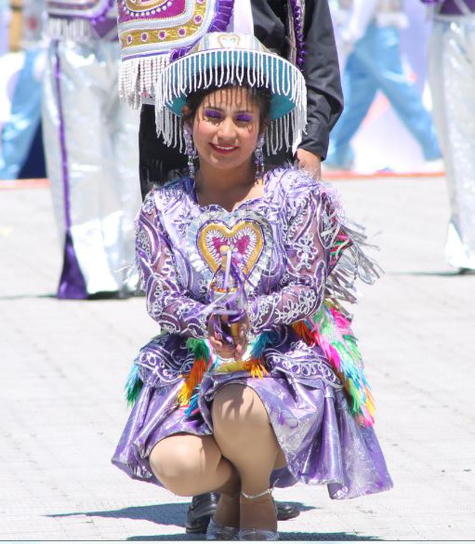 Candelaria: Belleza puneña resalta en traje de luces (FOTOS)