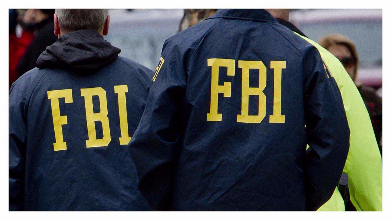 Los asombrosos beneficios que tienen los testigos protegidos del FBI