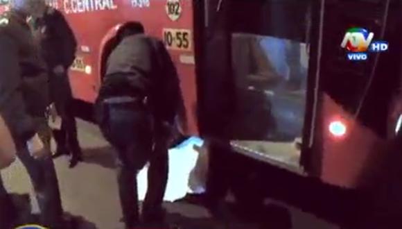 VIDEO: Delincuente es atropellado tras robar cartera 