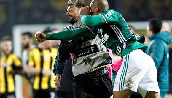 ¡A puño limpio! Brutal pelea entre Palmeiras y Peñarol en partido por la Libertadores [VIDEO]