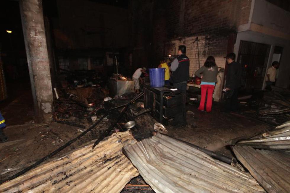 Incendio deja sin vivienda a familia