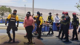 Moquegua: Policía de civil salva a mujer antes que se tire de mirador