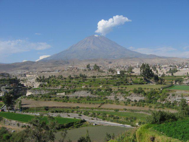 Hay cuatro volcanes activos en Arequipa