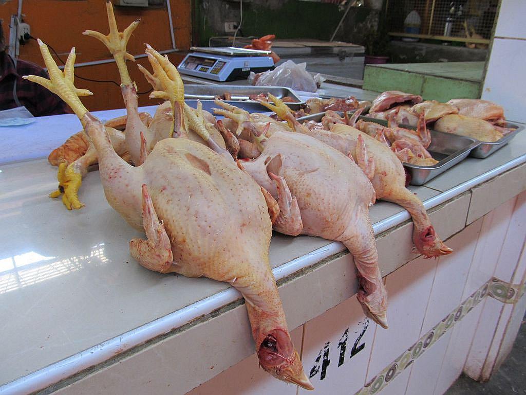 Por cambio de estación bajan precios de venta