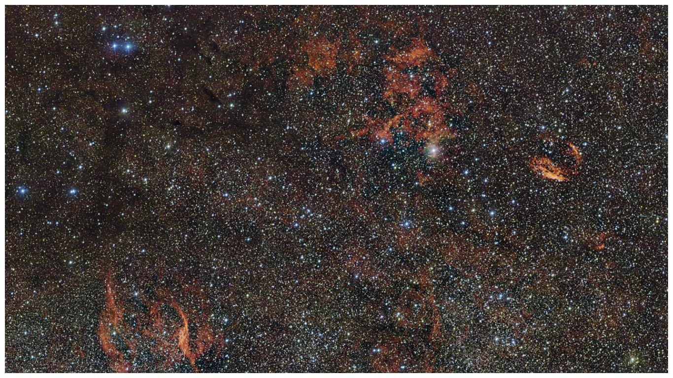 Captan nueva imagen de gigantes estrellas 'enterradas' en nebulosa (VIDEO)