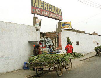 Mercado M. Bermúdez es un asco