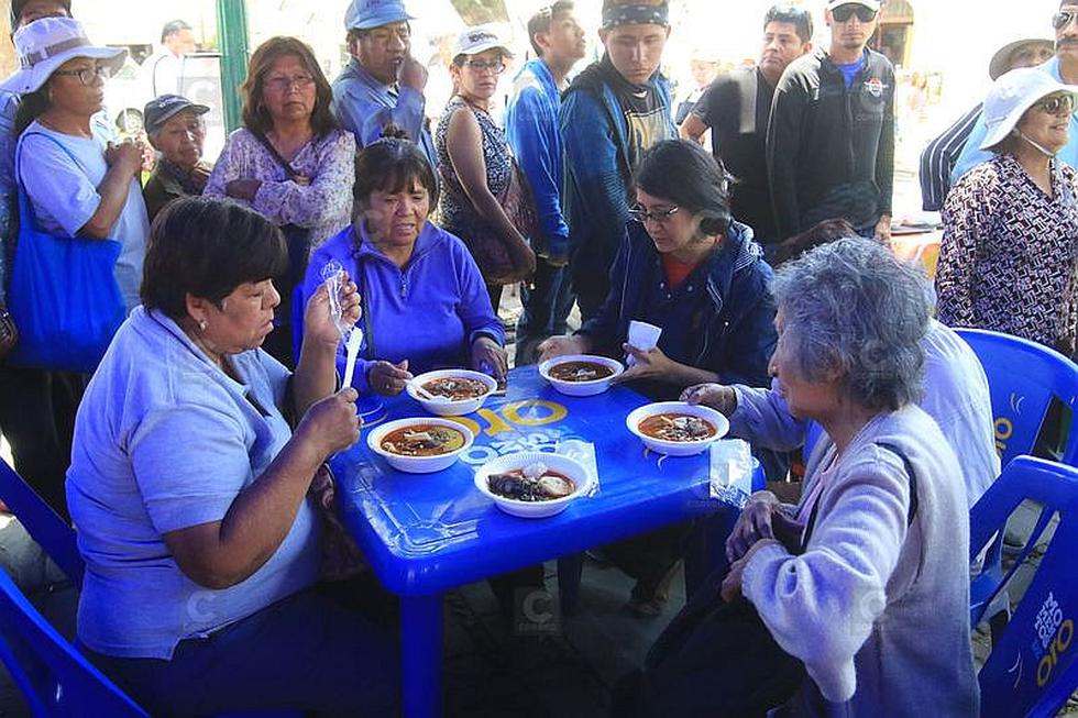 Más de mil personas degustaron el típico plato de chaque de tripas (FOTOS)