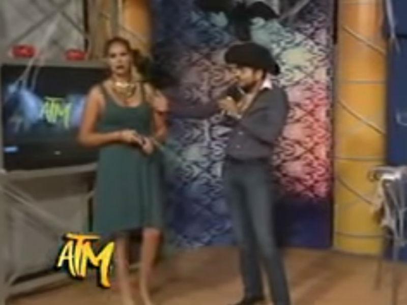 Televisa despide a conductores por "fingir acoso sexual" que se volvió viral